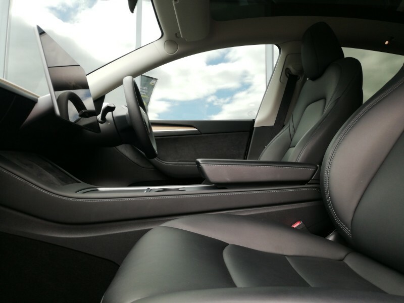 Tesla Model Y Long Range Awd White #5