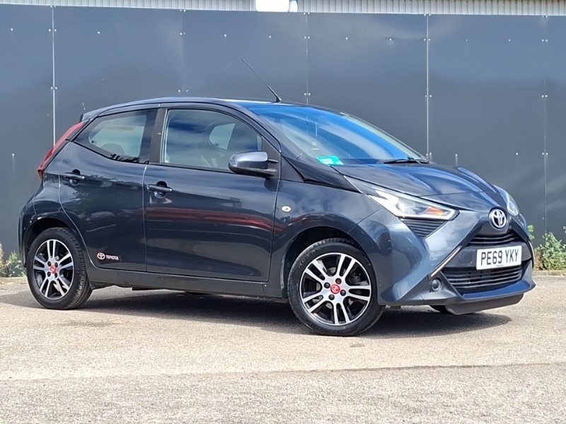 Toyota Aygo 1.0 Vvt-i X-play Red #7