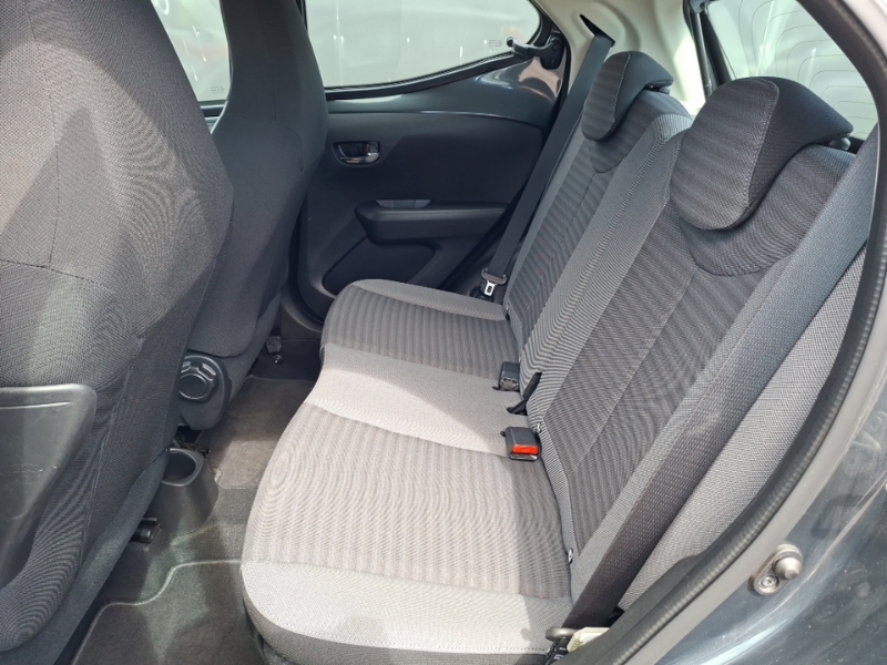 Toyota Aygo 1.0 Vvt-i X-play Grey #6