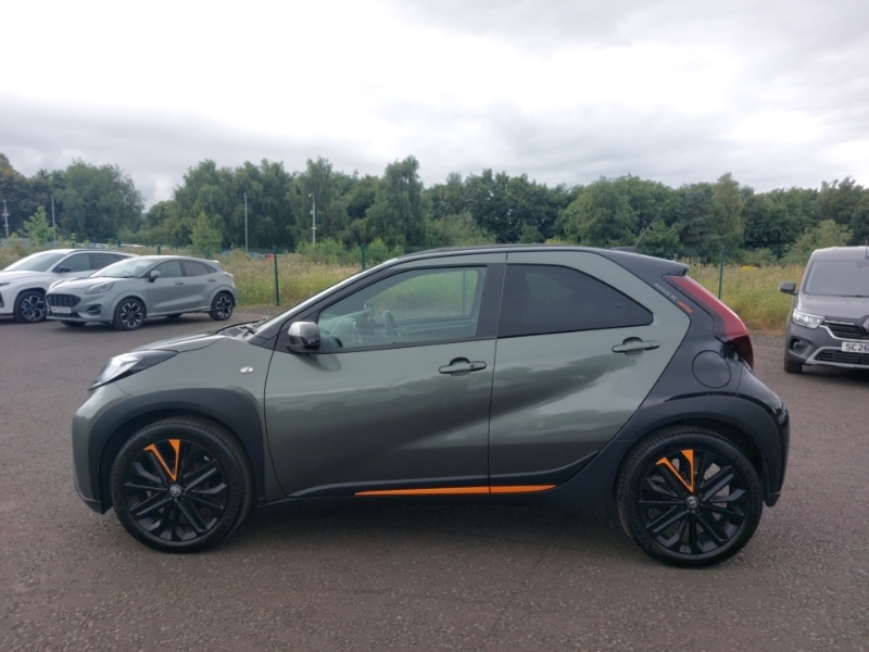 Toyota Aygo X 1.0 Vvt-i Limited Edition Green #4