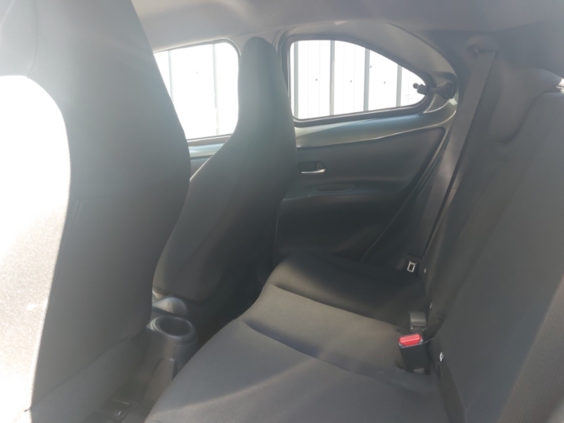 Toyota Aygo X 1.0 Vvt-i Edge Green #6