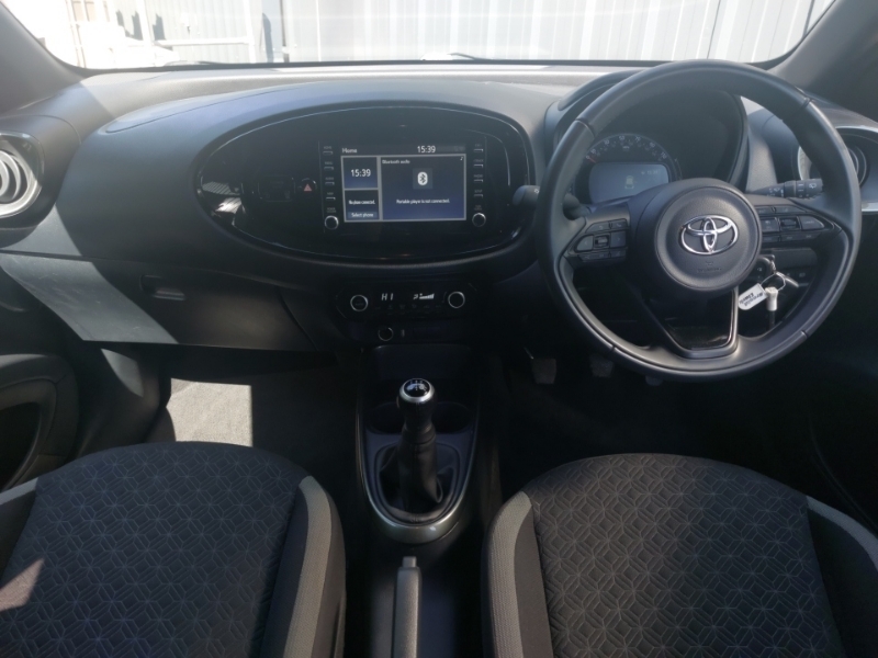Toyota Aygo X 1.0 Vvt-i Edge Green #3