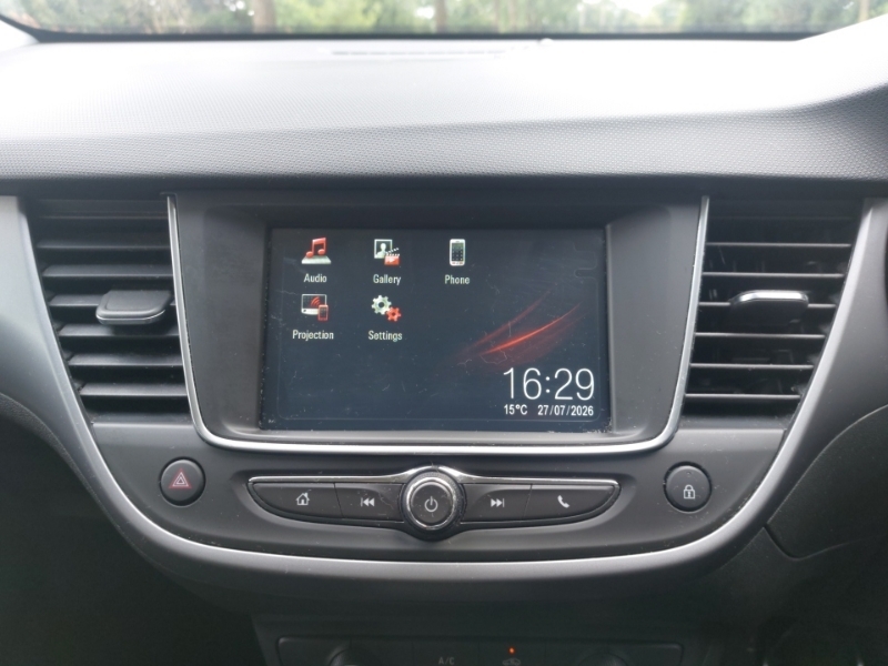 Vauxhall Crossland X Se Red #10