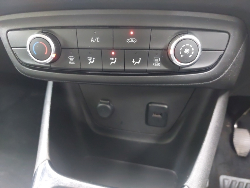 Vauxhall Crossland X Se Red #16