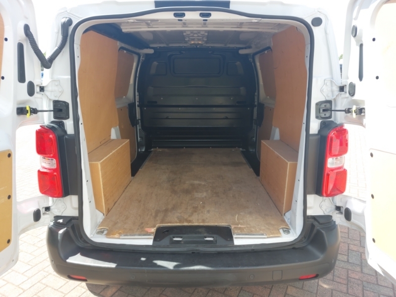 Vauxhall Vivaro 2.0 Turbo D 145 Pro H1 Van Grey #18
