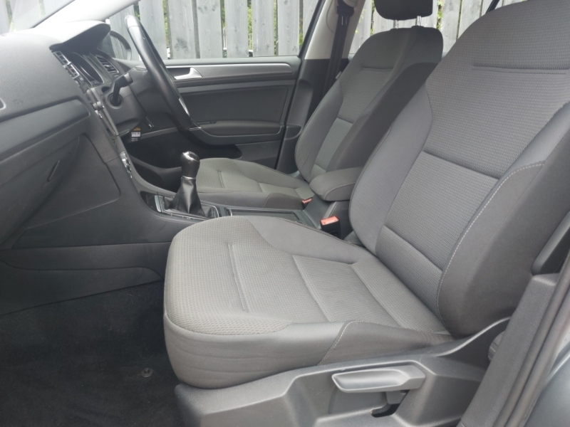 Volkswagen Golf 1.0 Tsi 110 Se Nav Grey #5