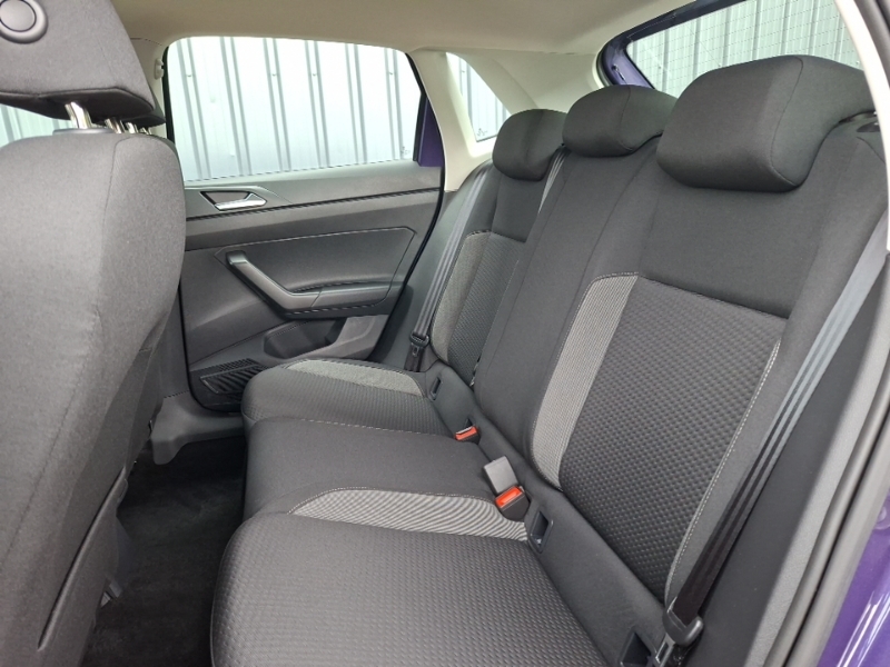 Volkswagen Polo 1.0 Life Purple #6