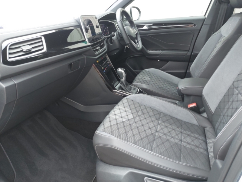 Volkswagen T-Roc 1.5 Tsi R-line Dsg Grey #5