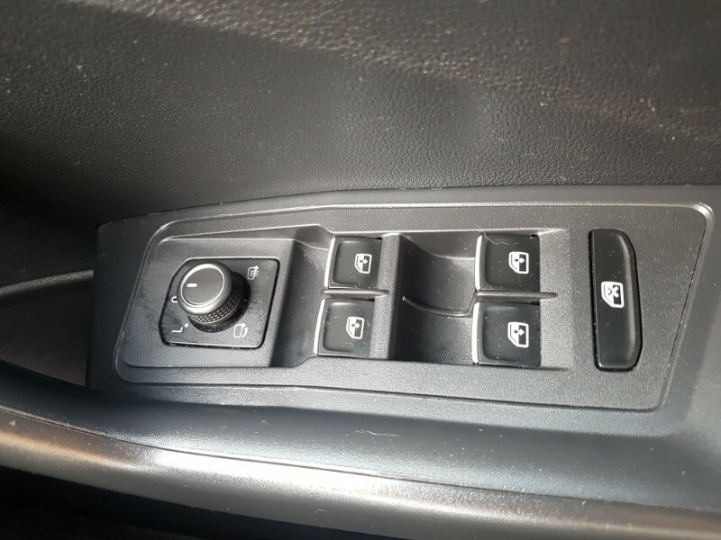Volkswagen T-Roc Sel Black #12