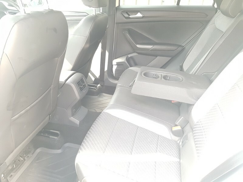 Volkswagen T-Roc 1.6 Tdi R-line White #6