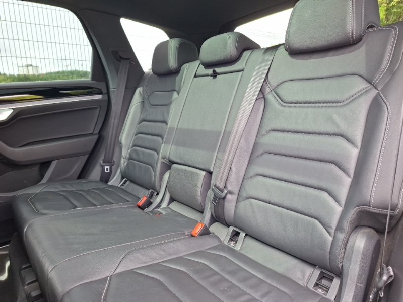 Volkswagen Touareg 3.0 V6 Tdi 4Motion Black Edition Tip Black #6