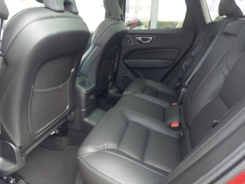 Volvo XC60 2.0 T8 455 Phev Ultra Dark Awd Geartronic Red #6