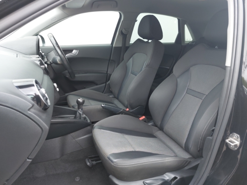 Audi A1 1.0 Tfsi Sport Black #5