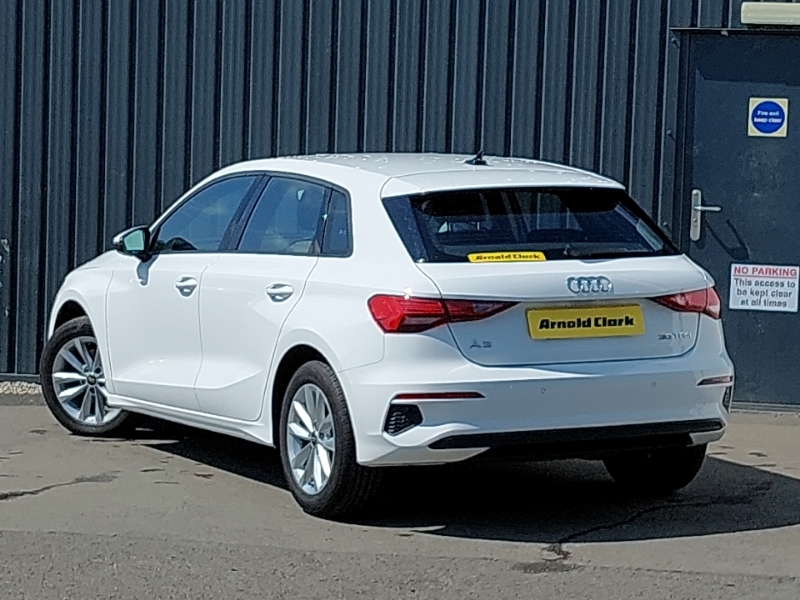 Audi A3 30 Tfsi Technik White #2