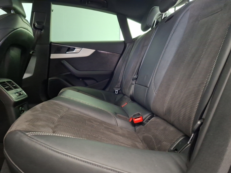 Audi A5 35 Tfsi S Line S Tronic Black #6