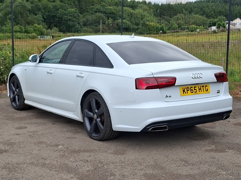 Audi A6 2.0 Tdi Ultra Black Edition S Tronic White #2
