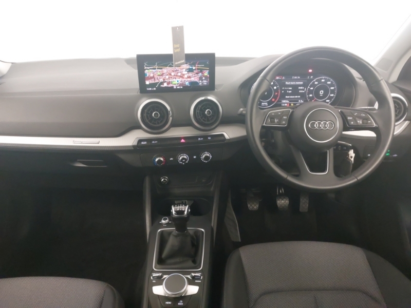 Audi Q2 35 Tfsi Sport Silver #3
