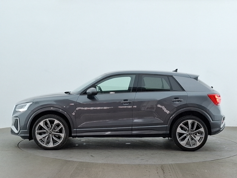 Audi Q2 35 Tfsi S Line Grey #4