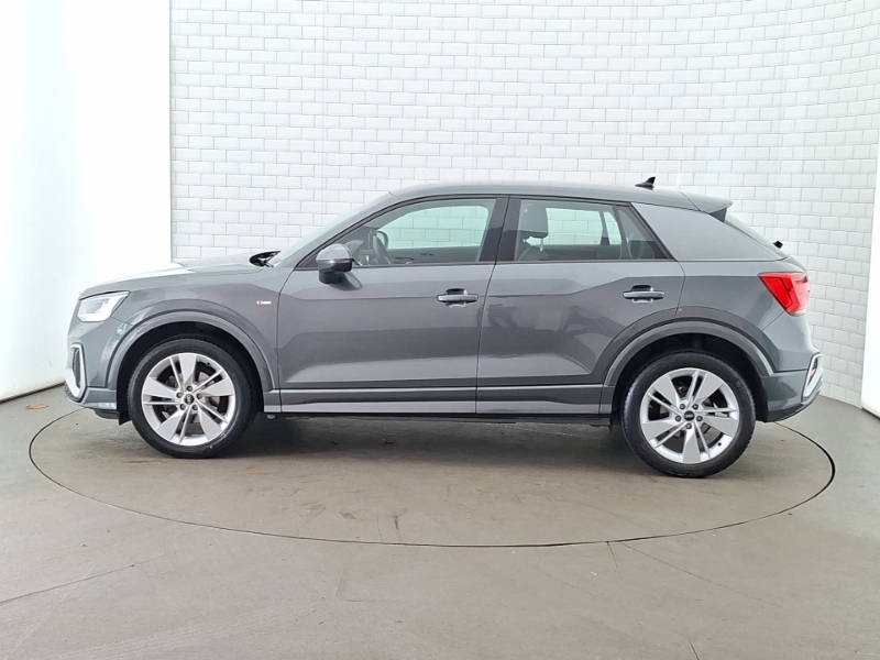 Audi Q2 35 Tfsi S Line S Tronic Grey #4
