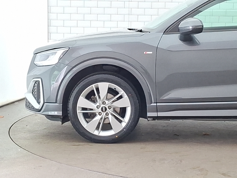 Audi Q2 Sport 35 Tfsi 150 Ps 6-Speed Black #19