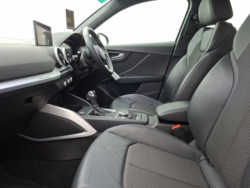 Audi Q2 35 Tfsi S Line S Tronic Grey #5