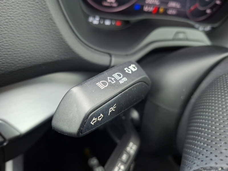 Audi Q2 Sport 35 Tfsi 150 Ps 6-Speed Black #16