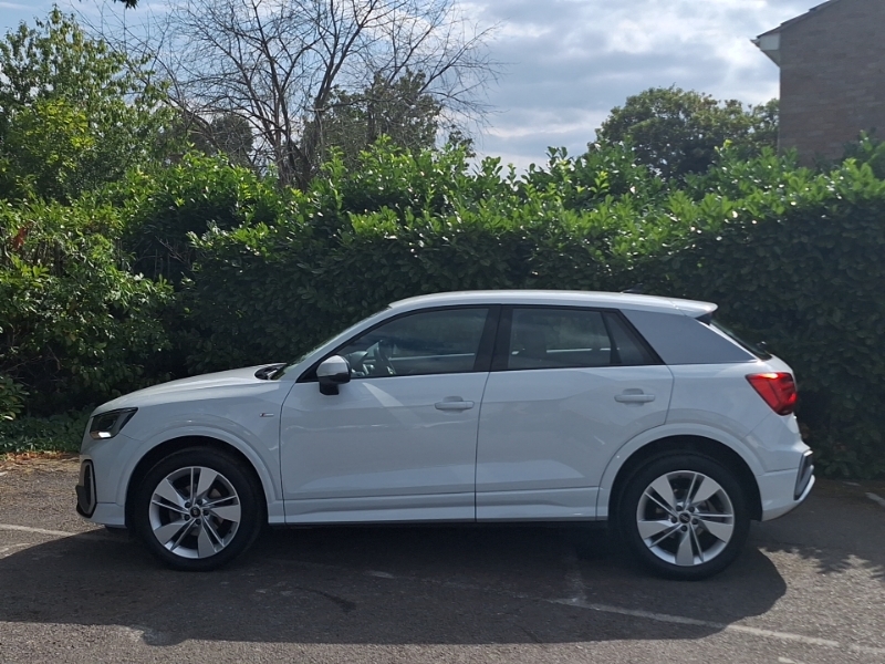 Audi Q2 35 Tfsi S Line S Tronic White #4