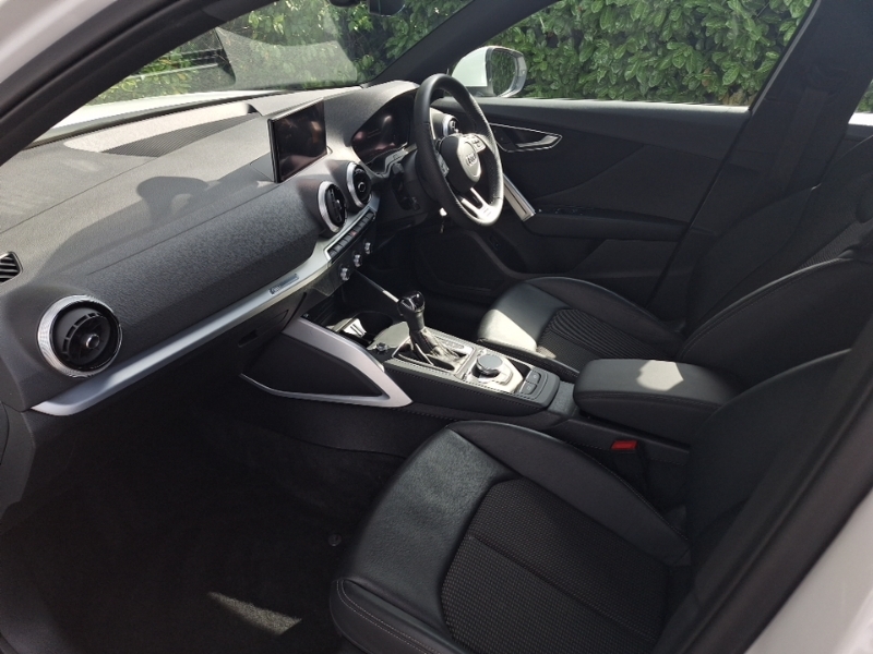 Audi Q2 35 Tfsi S Line S Tronic White #5