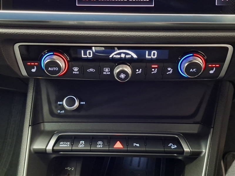 Audi Q3 35 Tfsi Black Edition S Tronic Grey #17