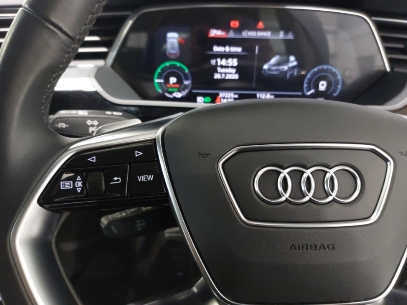 Audi Q8 e tron 300Kw 55 Quattro 114Kwh Launch Edition Black #12