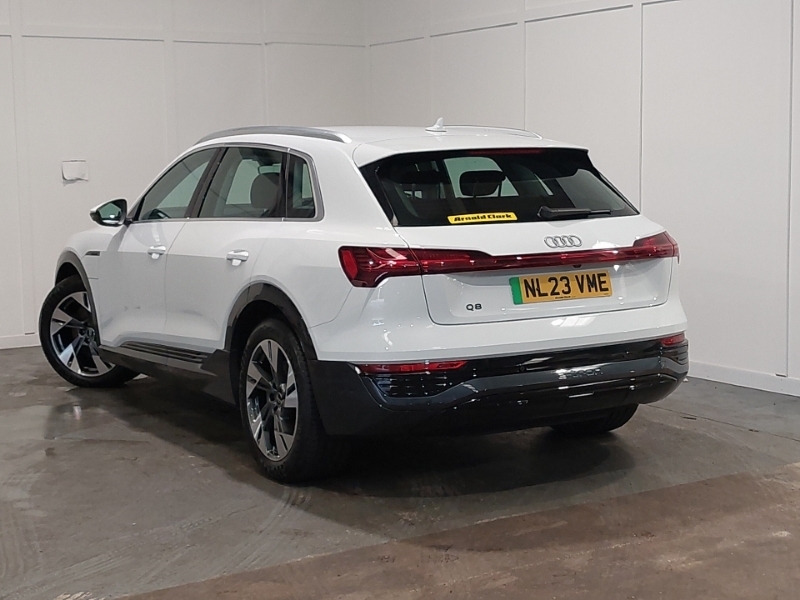 Audi Q8 e tron 250Kw 50 Quattro 95Kwh Sport White #2