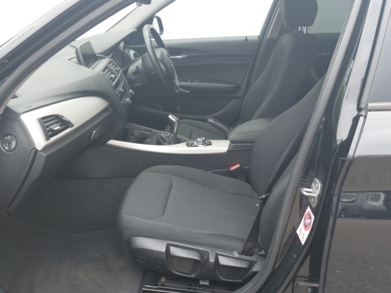 BMW 1 Series 116D Efficientdynamics Plus Black #5