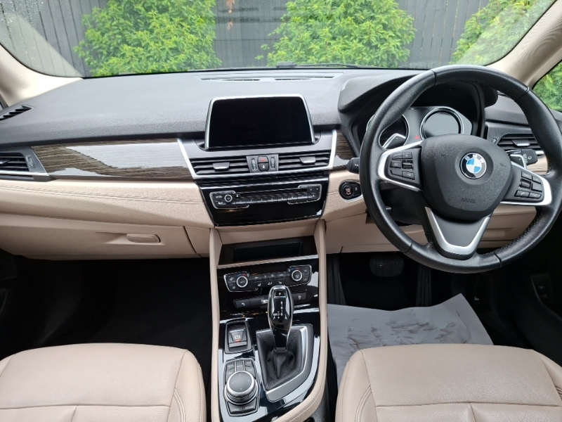 BMW 2 Series 220I Luxury Dct Grey #4