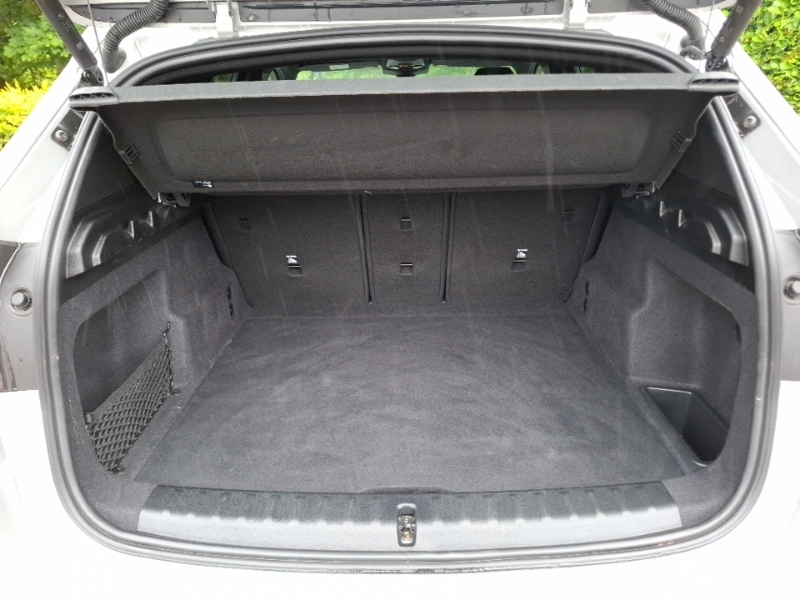 BMW X1 Xdrive 25E M Sport Step White #18