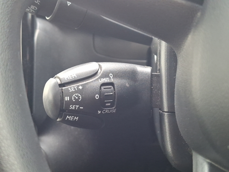 Citroen C3 1.2 Puretech Max Eat6 Euro 6 Ss Red #15