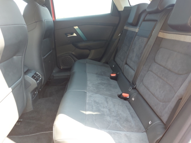 Citroen e-C4 100Kw Shine Plus 50Kwh Red #6