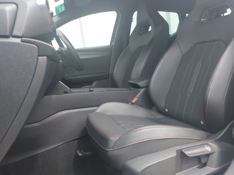 Cupra Leon 2.0 Tsi 300 Vz2 Dsg Black #5