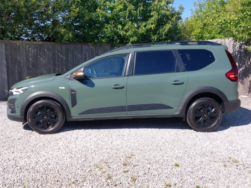 Dacia Jogger 1.0 Tce Extreme Green #4
