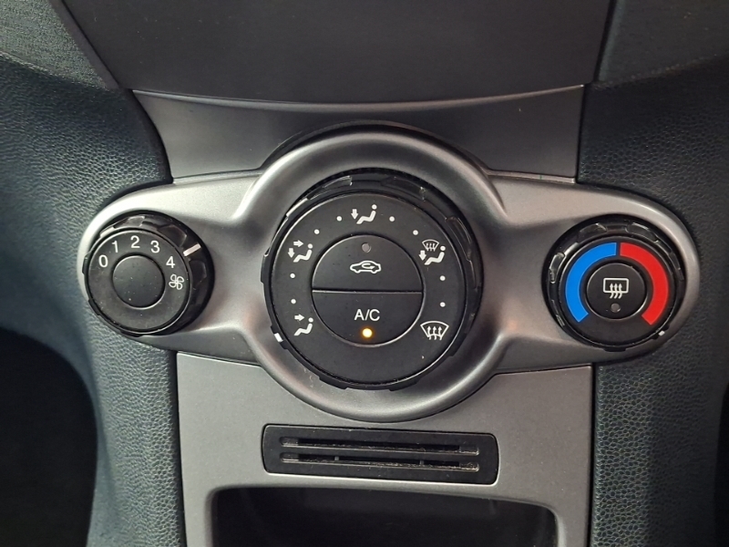 Ford Fiesta 1.4L Zetec Black #15