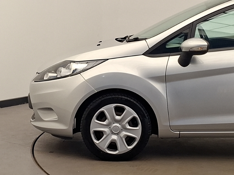 Ford Fiesta 1.4L Zetec Black #19