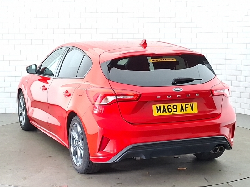 Ford Focus 1.0 Ecoboost 125 St-line Red #2