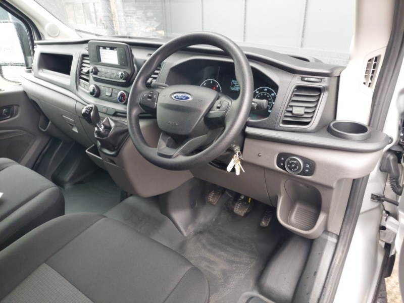 Ford Transit Custom 300 Limited L2 H1 130Ps 2.0 Ecoblue Euro 6 Black #3