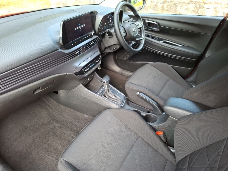 Hyundai Bayon 1.0 Tgdi 48V Mhev Premium Dct Red #5
