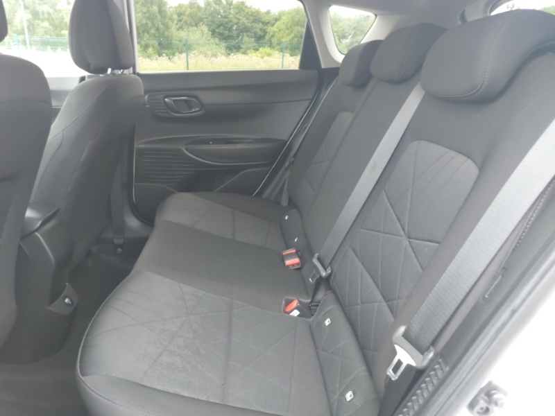 Hyundai Bayon 1.0 Tgdi 48V Mhev Premium White #6