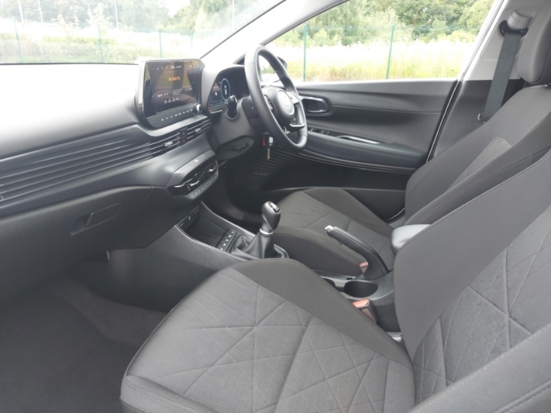 Hyundai Bayon 1.0 Tgdi 48V Mhev Premium White #5