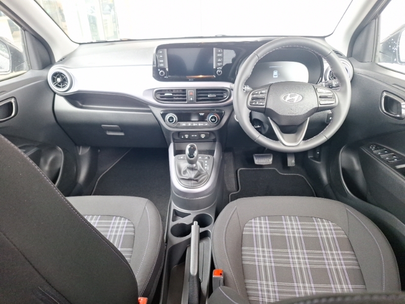 Hyundai I10 1.2 79 Premium Nav Black #3