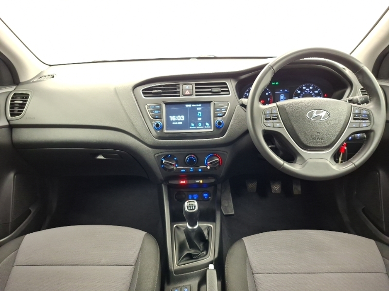Hyundai I20 1.2 Mpi Play White #3