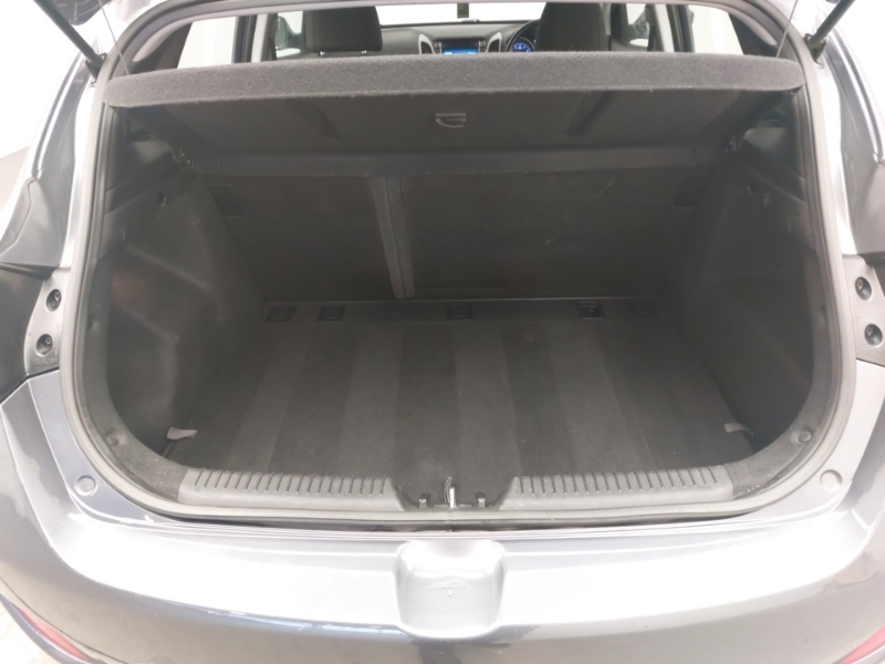 Hyundai I30 1.6 Crdi Blue Drive Silver #18