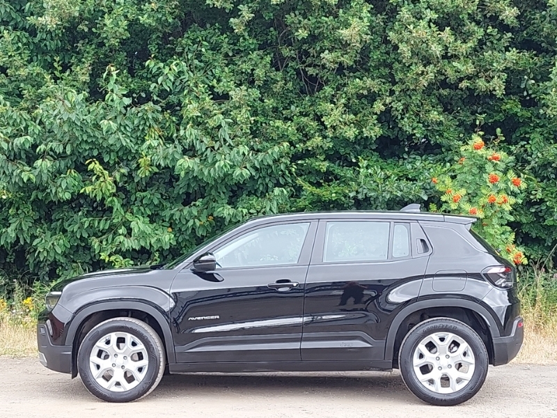 Jeep Avenger 1.2 Altitude Black #4