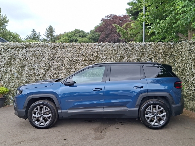 Jeep Compass 1.2 E-hybrid Summit Dct Black #4